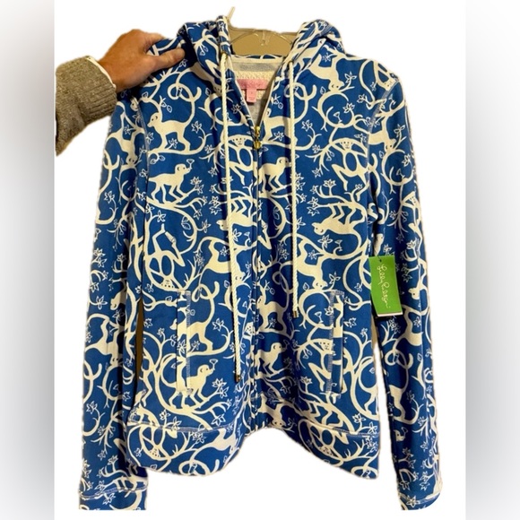 Lilly Pulitzer Full Zip Hoodie, New with Tags, women’s size small - Picture 2 of 7